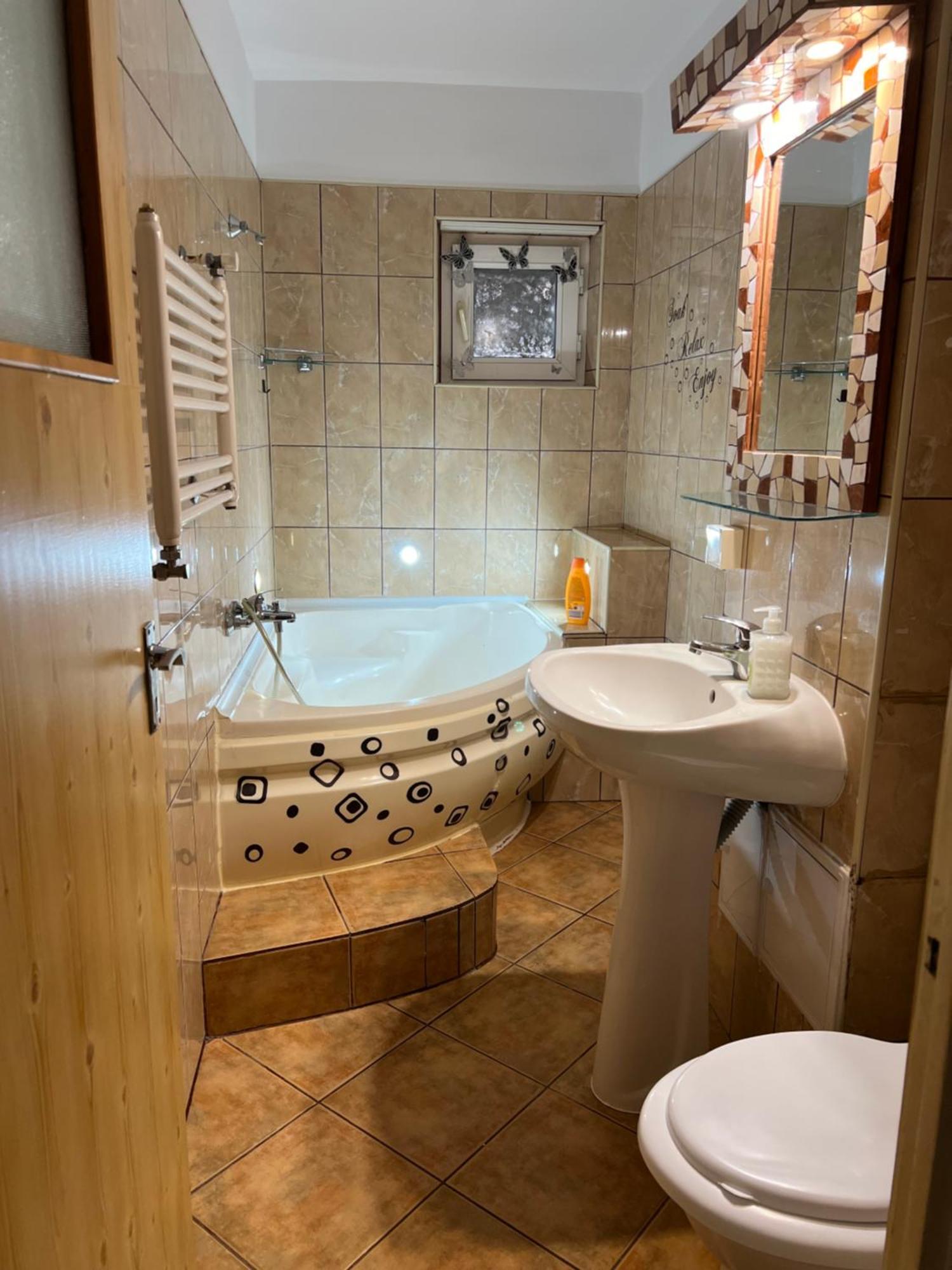 Quiet Area Brasov Apartment Exterior foto